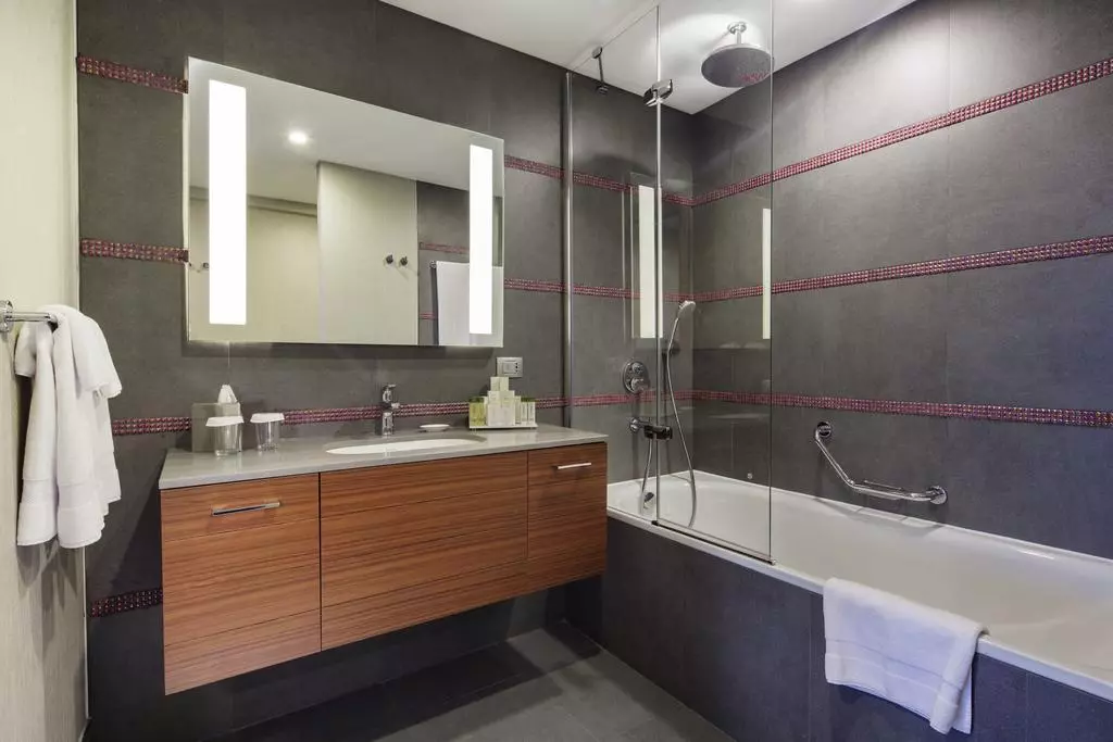 دابل تری بای هیلتون -Double Tree By Hilton-مهرپرواز-1446